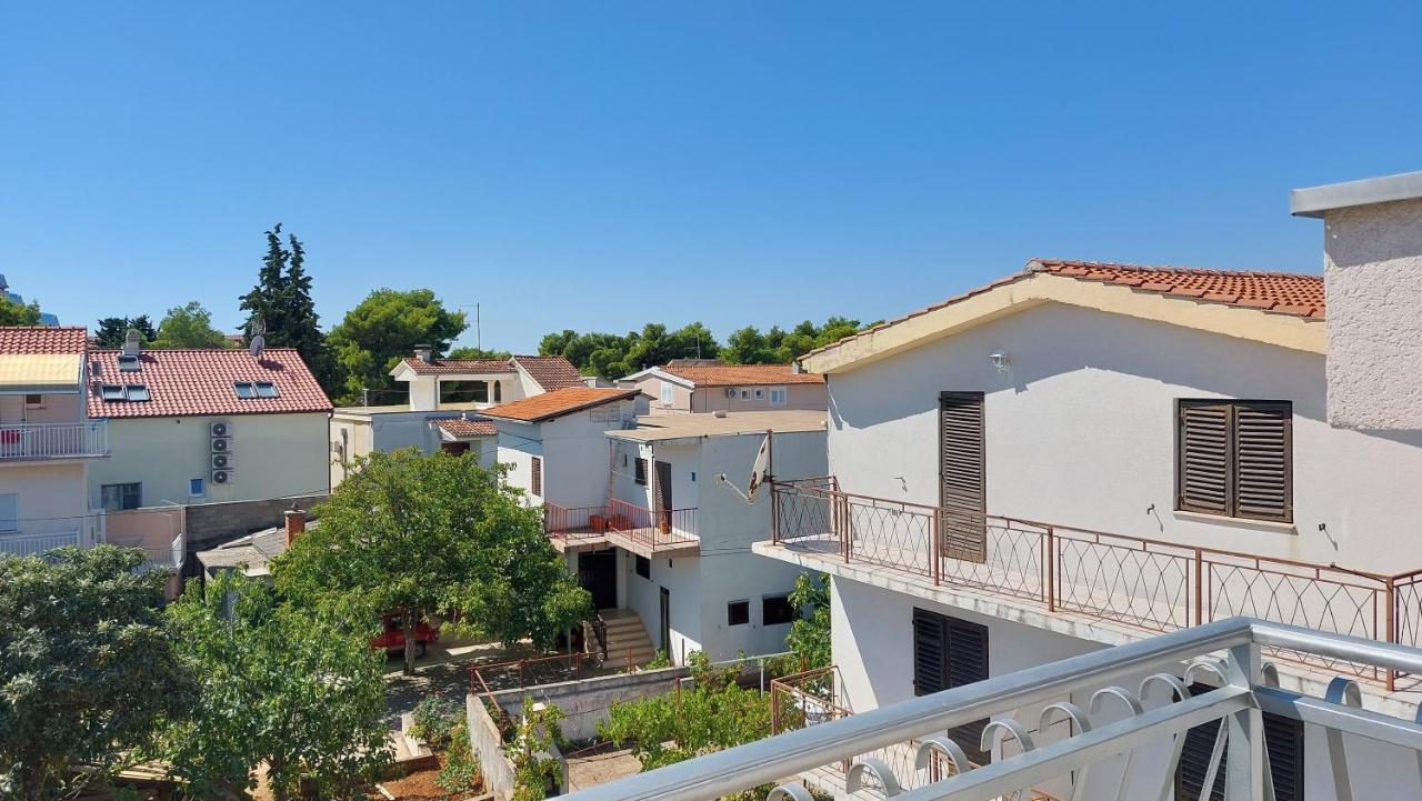 Apartments Gardijan 沃迪切 外观 照片
