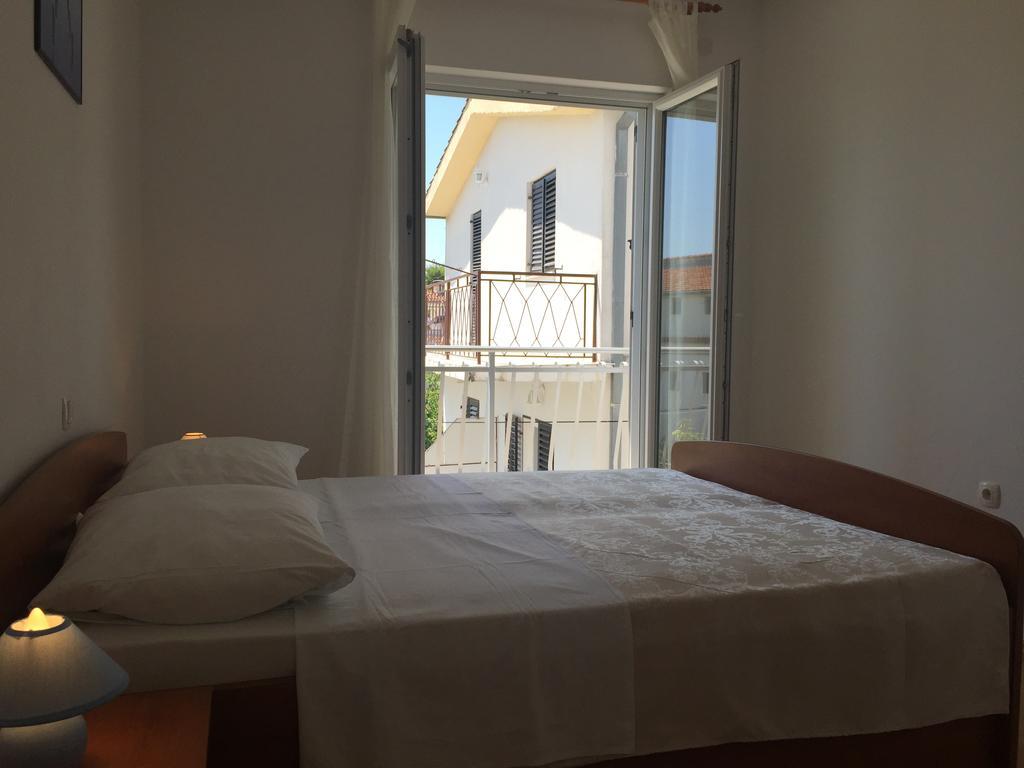Apartments Gardijan 沃迪切 外观 照片