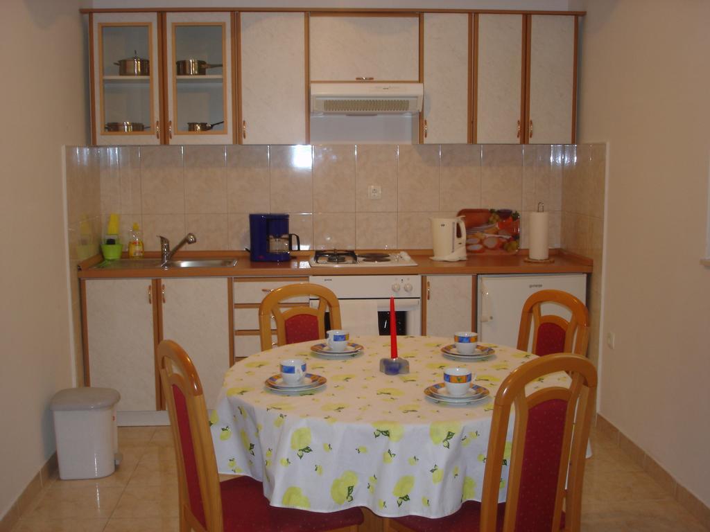 Apartments Gardijan 沃迪切 外观 照片